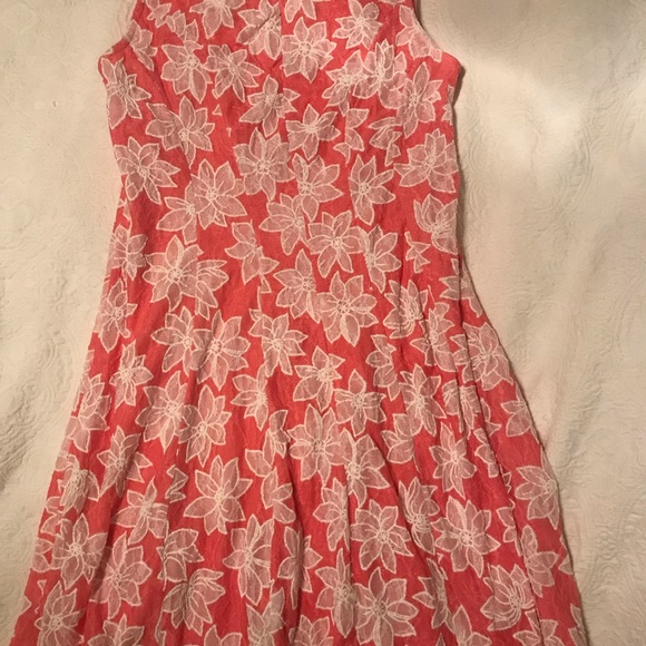 Sundress - Picture 2 of 3